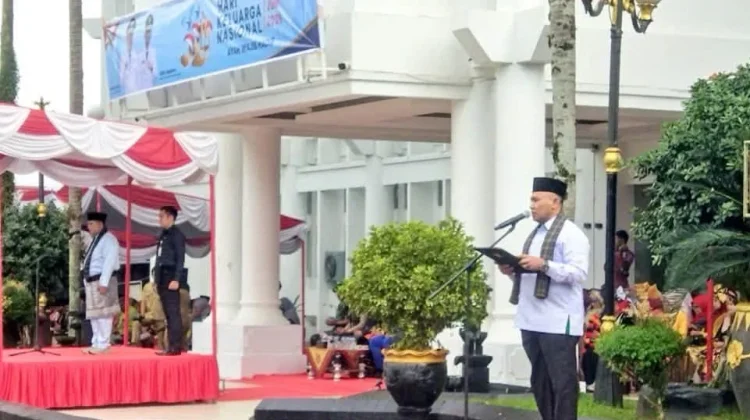 Kakankemenag Pimpin Doa di Upacara Harganas ke-33 Kota Padang Panjang