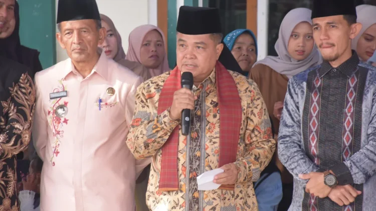 Bupati Agam Lepas Pawai Khatam Al-Qur’an di Empat Kecamatan