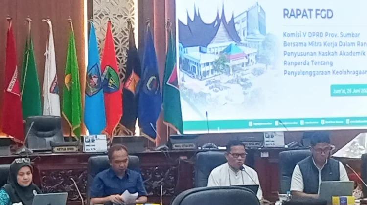 Salamat Simamora Serap Aspirasi Perda Keolahragaan Bersama Praktisi Olahraga