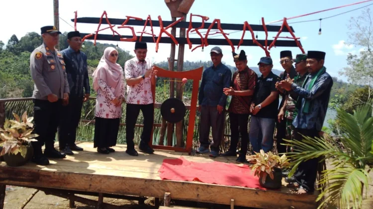 Danramil 02 Pangkalan Hadiri Festival Lasak Bana