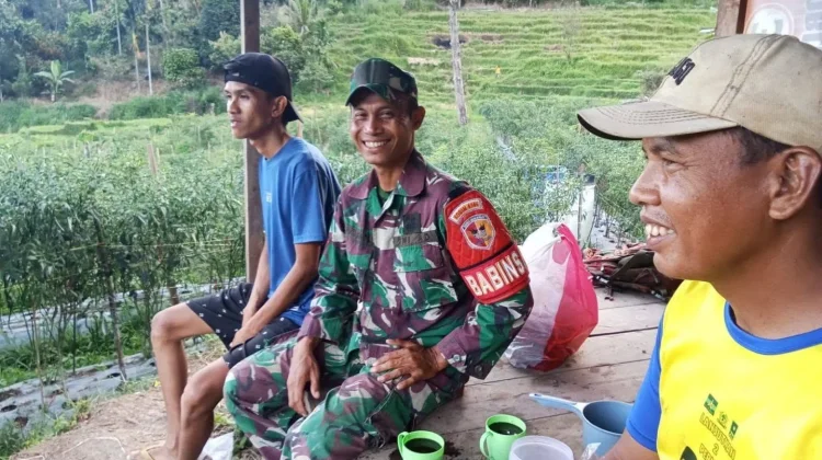 Babinsa Suliki Ajak Warga Tingkatkan Peduli Lingkungan
