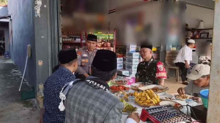 Babinsa Payakumbuh Pererat Silaturahmi Jaga Kamtibmas Warga