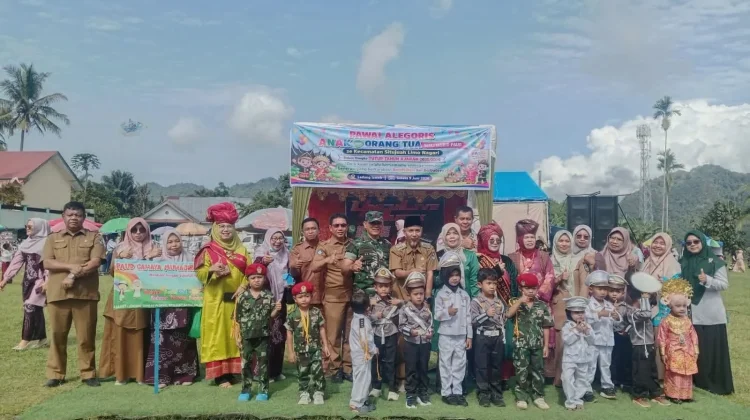 Koramil Luhak Hadiri Pawai Alegoris Meriah
