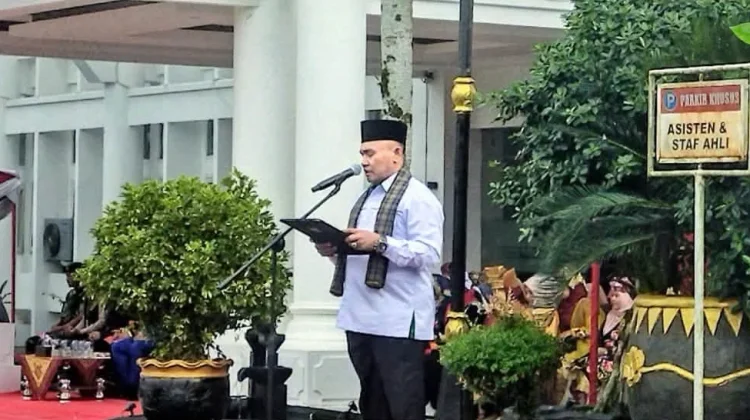 Kakankemenag Pimpin Doa Upacara Harganas Padang