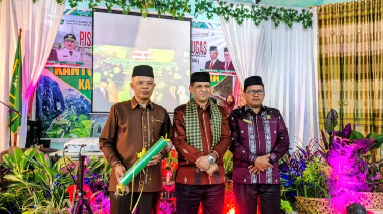 Kakanwil Kemenag Sumbar Puji Pengabdian H. Eri Iswandi,MA dan DR.  H. Irwan,M.Ag