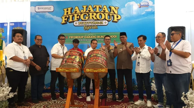 Apresiasi Pelanggan, FIFGROUP Cabang Bukittinggi Hadirkan Doorprize Umrah