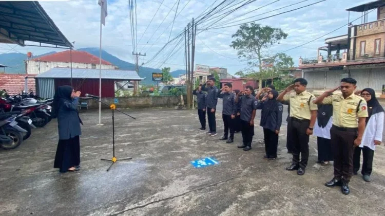 Bawaslu Padang Panjang Gelar Apel, Sosialisasikan SE Jam Kerja