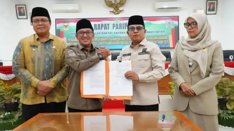Fraksi DPRD Setujui Ranperda Pertanggungjawaban APBD Tahun 2025 Menjadi Perda