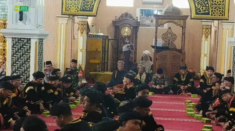 Babinsa Hadiri Prosesi Adat Baralek Batagak Pangulu di Nagari Batubalang