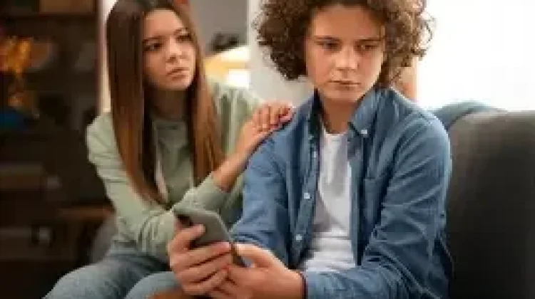 Kenapa Sikap Kita Berubah Sesuai Tempat dan Orang?, Ini Fakta Psikologinya