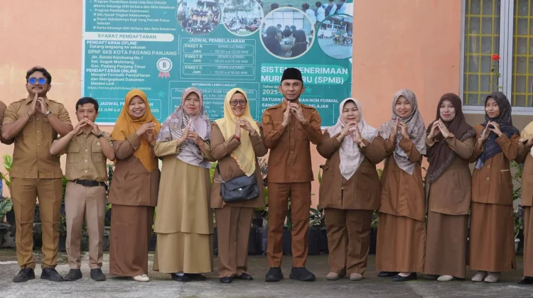 Tinjau MPLS di SKB, Allex Saputra Tekankan Pendidikan Berkarakter