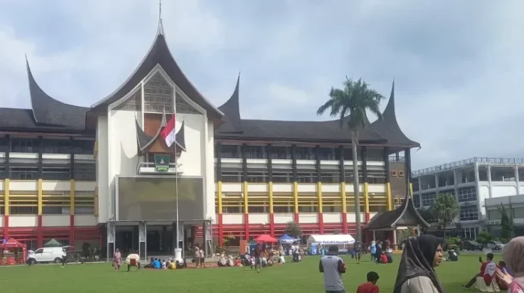 CFD Padang dimeriahkan Nobar Babak Gugur Piala Dunia 2026