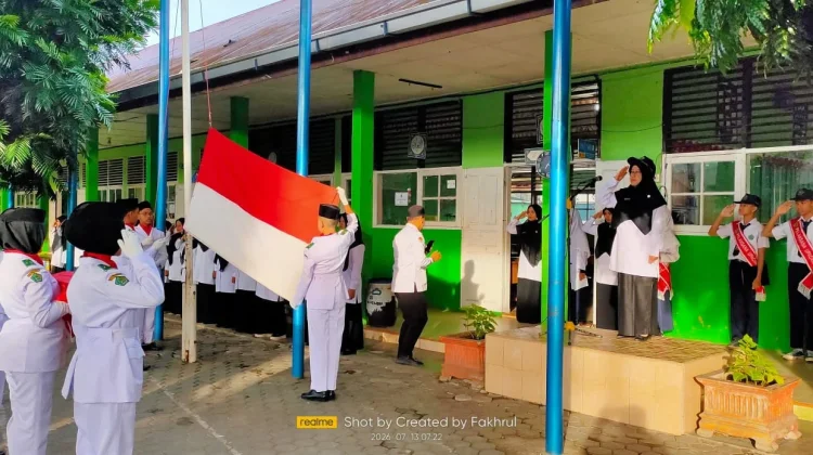 Upacara MTsN 1 Bukittinggi Tandai Dimulainya MATAMUDA 2026/2027