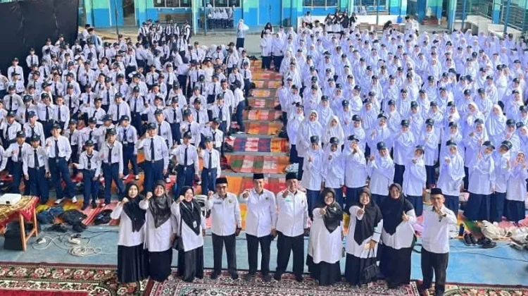 Kakanwil Sumbar Kunjungi 4 Madrasah Negeri di Padang Panjang