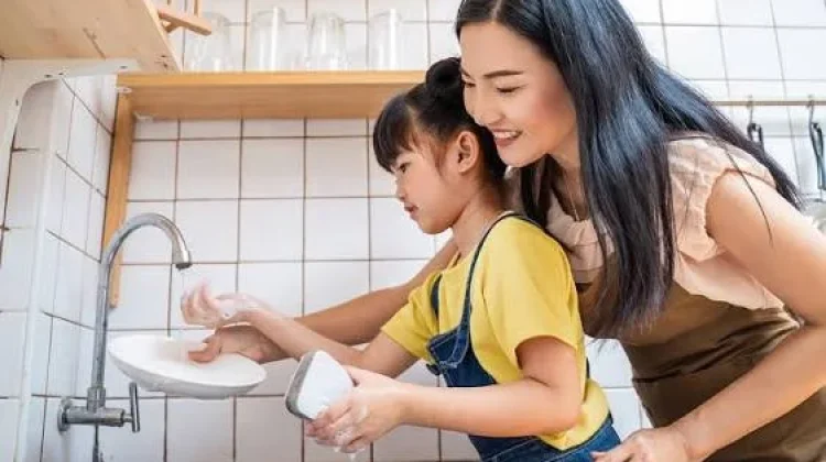 Cara Membesarkan Anak agar Tumbuh Mandiri sejak Dini