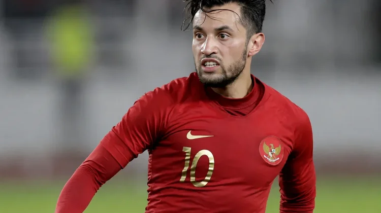 Stefano Lilipaly Resmi Gabung Semen Padang FC