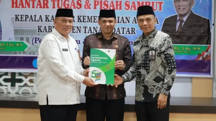 Pisah Sambut Kepala Kantor Kemenag Tanah Datar