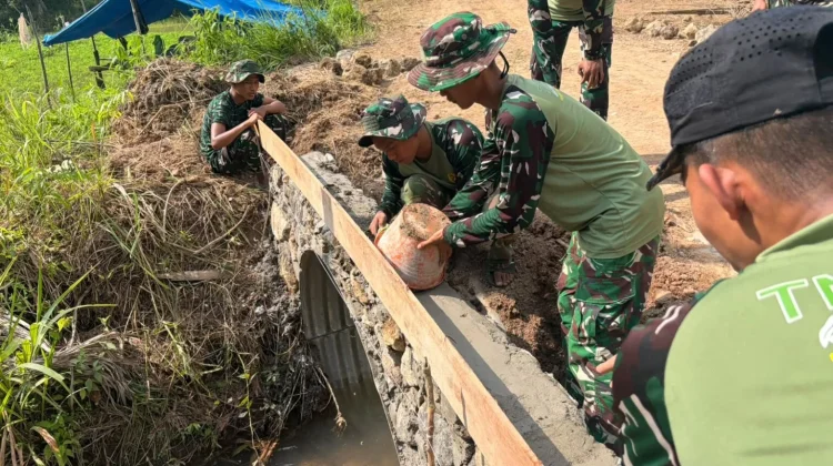Satgas TMMD 129 Kodim 0304/Agam Mulai Pengerjaan Pondasi Jembatan Aramco Palupuh