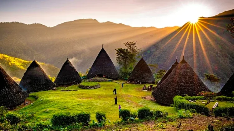 Destinasi Desa Wisata Indonesia yang Menyuguhkan Pesona Alam Luar Biasa
