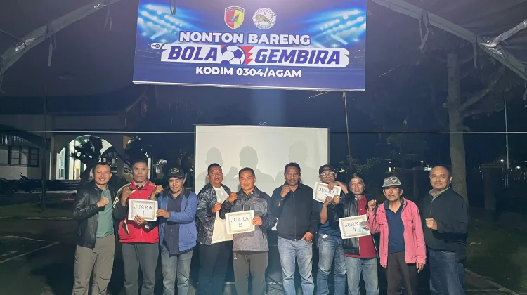 Kodim 0304/Agam Nobar Final Piala Dunia Pererat Kemanunggalan TNI