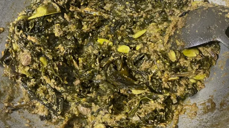 Sambalado Tanak Patai, Pucuak Ubi, dan Teri yang Melegenda