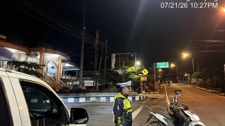 Polres Padang Panjang Intensifkan Blue Light Patrol