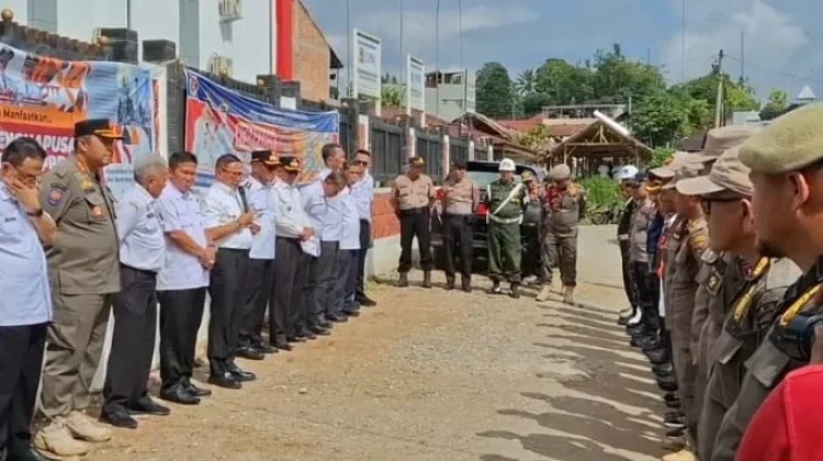 Amankan Aset Daerah, Pemko Bukittinggi Pasang Plang di Universitas Fort de Kock