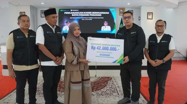 Pemko Padang Panjang Canangkan Kader Bermarwah Perkuat Jaminan Sosial Pekerja