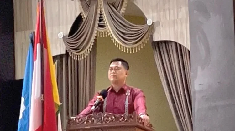 Sekolah Hebat Tidak Bergantung pada LKS