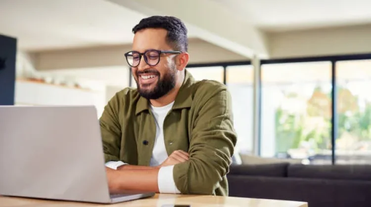 Tetap Sehat saat Work from Home