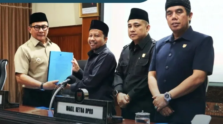 Wali Kota Bukittinggi Hantarkan Perubahan KUA PPAS 2026