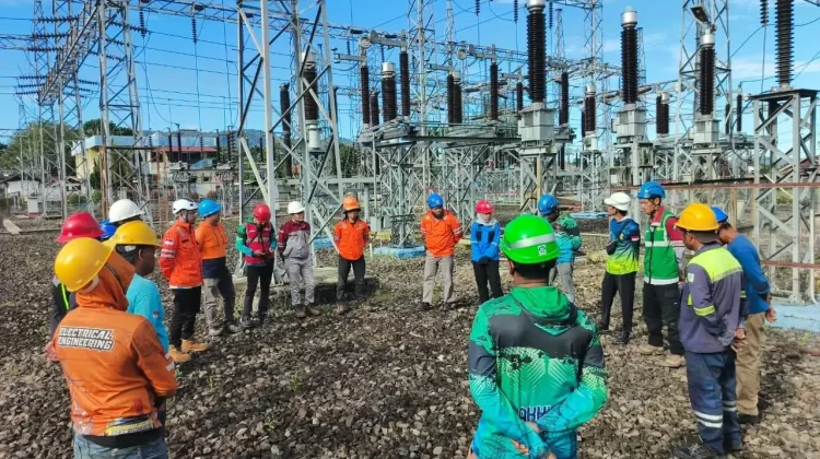 PLN Tingkatkan Keandalan Listrik Sumbar Perkuat Bay Indarung