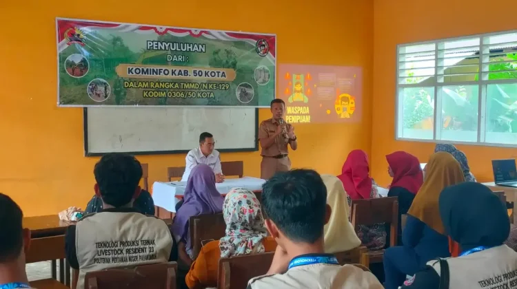 Warga Sarilamak Ikuti Penyuluhan Bijak Bermedia Sosial