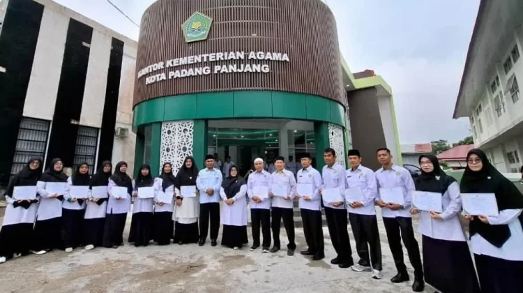 Apel Pagi Kemenag Padang Panjang Perkuat Integritas