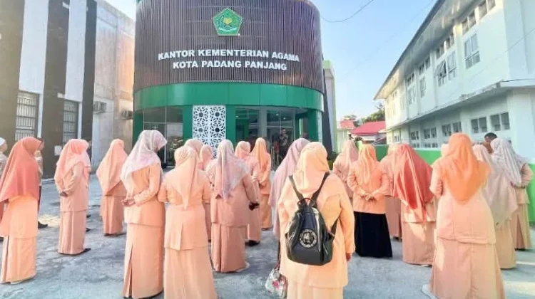 PD Pontren Maksimalkan Data EMIS LPQ