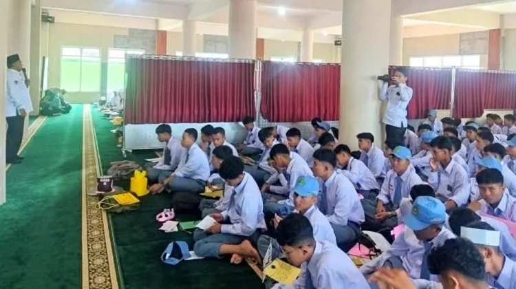 Penguatan Moderasi Beragama di MAN 2 Kota Padang Panjang