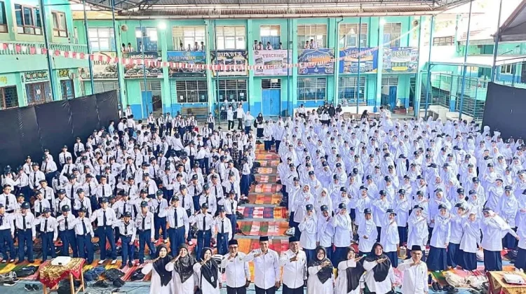 Kakanwil Dan Kemenag Padang Panjang Kunjungi Berbagai Madrasah Negeri