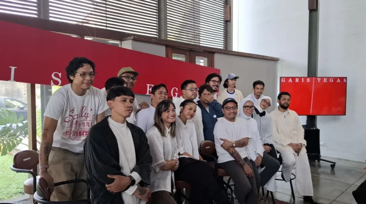 Lafa Pratomo Rilis EP Kolaborasi “Garis Tegak” Libatkan 12 Musisi