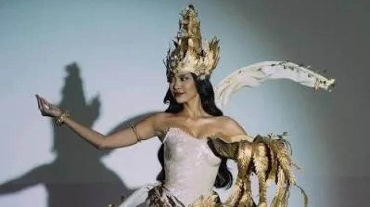 Agnes Rahajeng Dibawakan Kostum Dewi Sri di Miss Supranational 2026