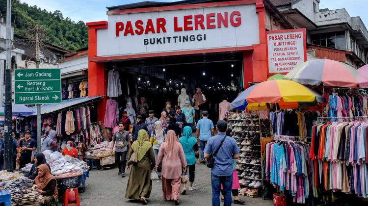 Pasar Lereng Bukittinggi, "Perdagangan Tradisional yang Tetap Menjadi Favorit"