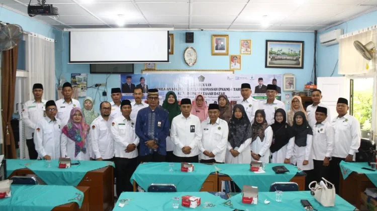 16 Kepala Madrasah Tanah Datar Ikuti PKKM