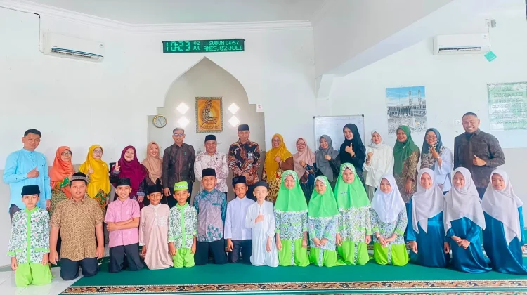Santri Terbaik Tanah Datar Bertolak ke Padang