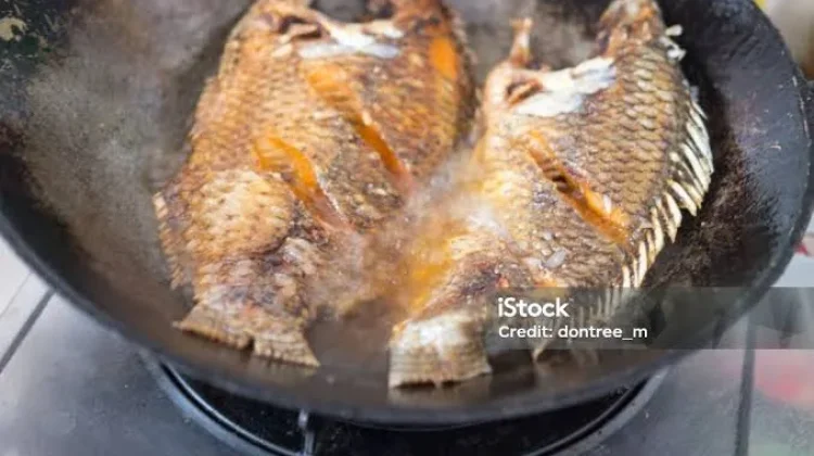 Cara agar Ikan Tidak Menempel di Wajan saat Digoreng