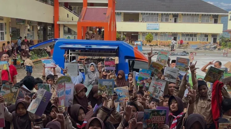 Perpusda Padang Panjang Hadirkan Lapak Baca ke Sekolah