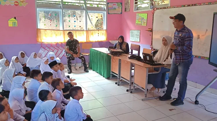 Satgas TMMD ke-129 Dampingi BPBD Agam Edukasi Kebencanaan Siswa SD