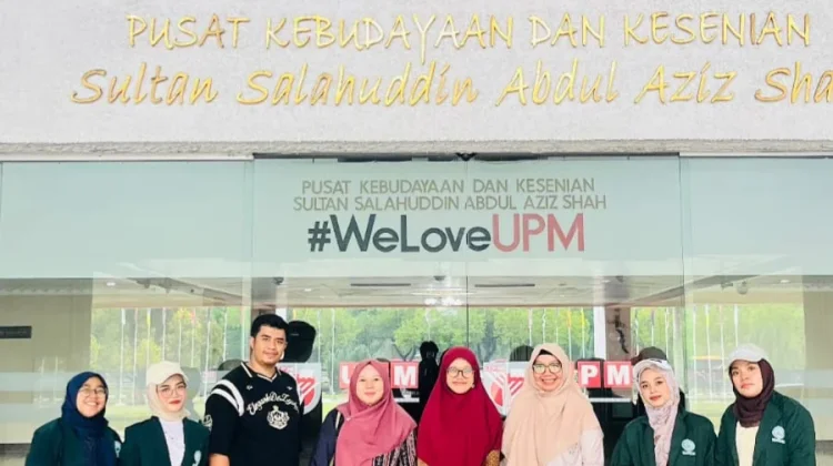 Empat Mahasiswa Universitas Mohammad Natsir Jelajah Malaysia Student Mobility