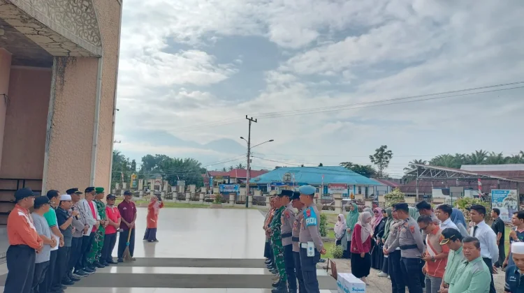 Sambut HUT ke-81 RI, Polres Pasbar Gandeng Kemenag Kanwil Pasbar Giatkan Gebermas