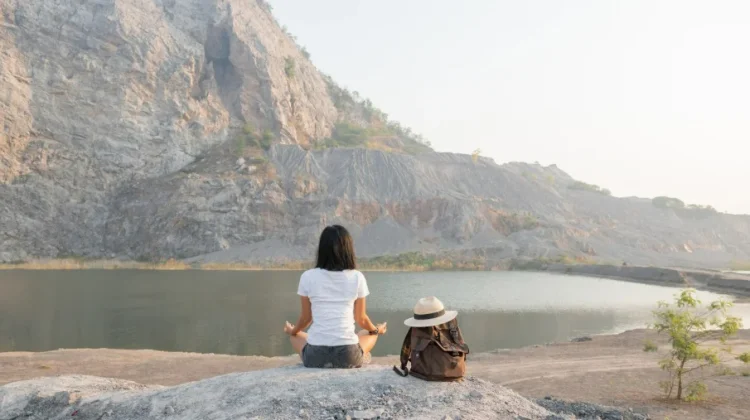 Solo Traveling, Mencari Destinasi atau Justru Menemukan Diri Sendiri?