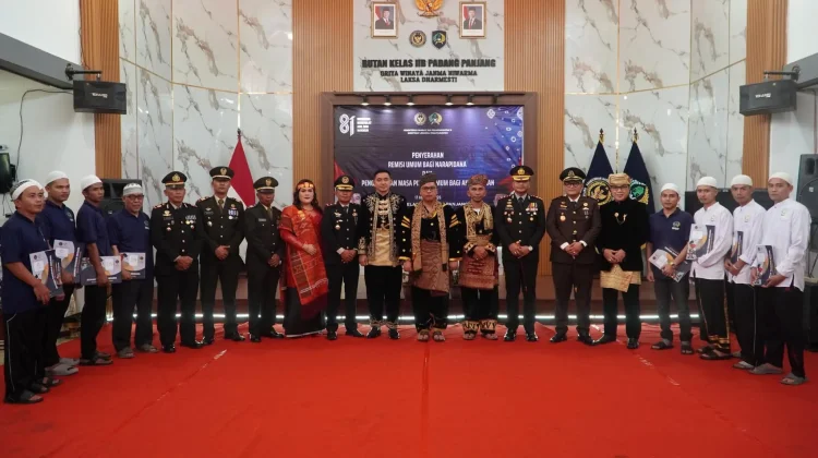 Rutan Padang Panjang berikan remisi kepada 100 WBP pada HUT ke-81 RI