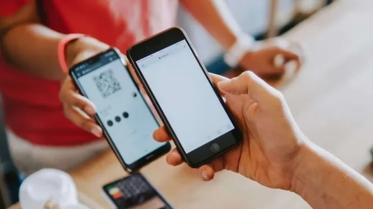 Cashless Semakin Populer, Apakah Membuat Kita Lebih Boros?